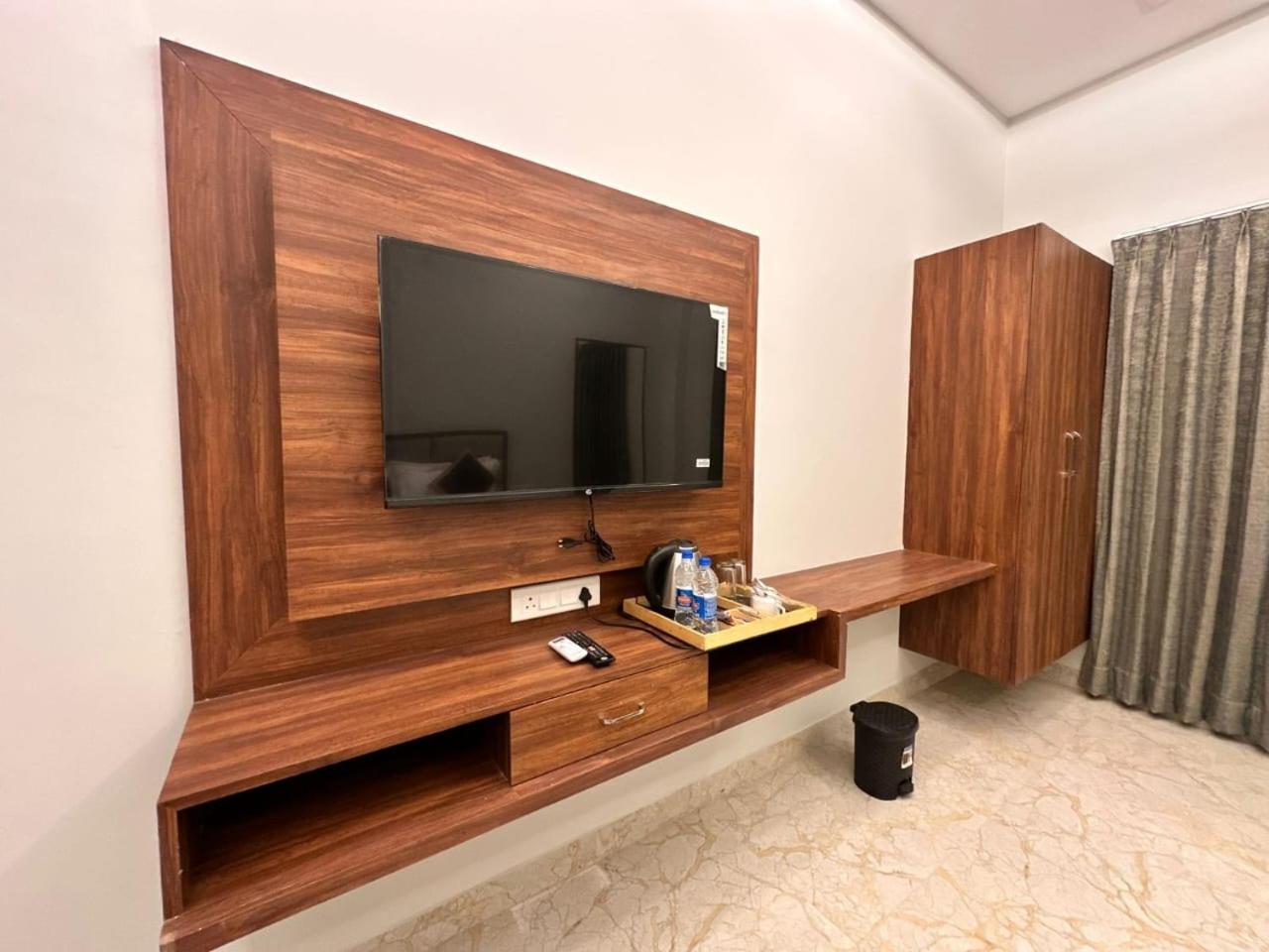 Manas Resort By Rudrakshi Udaipur Exterior photo