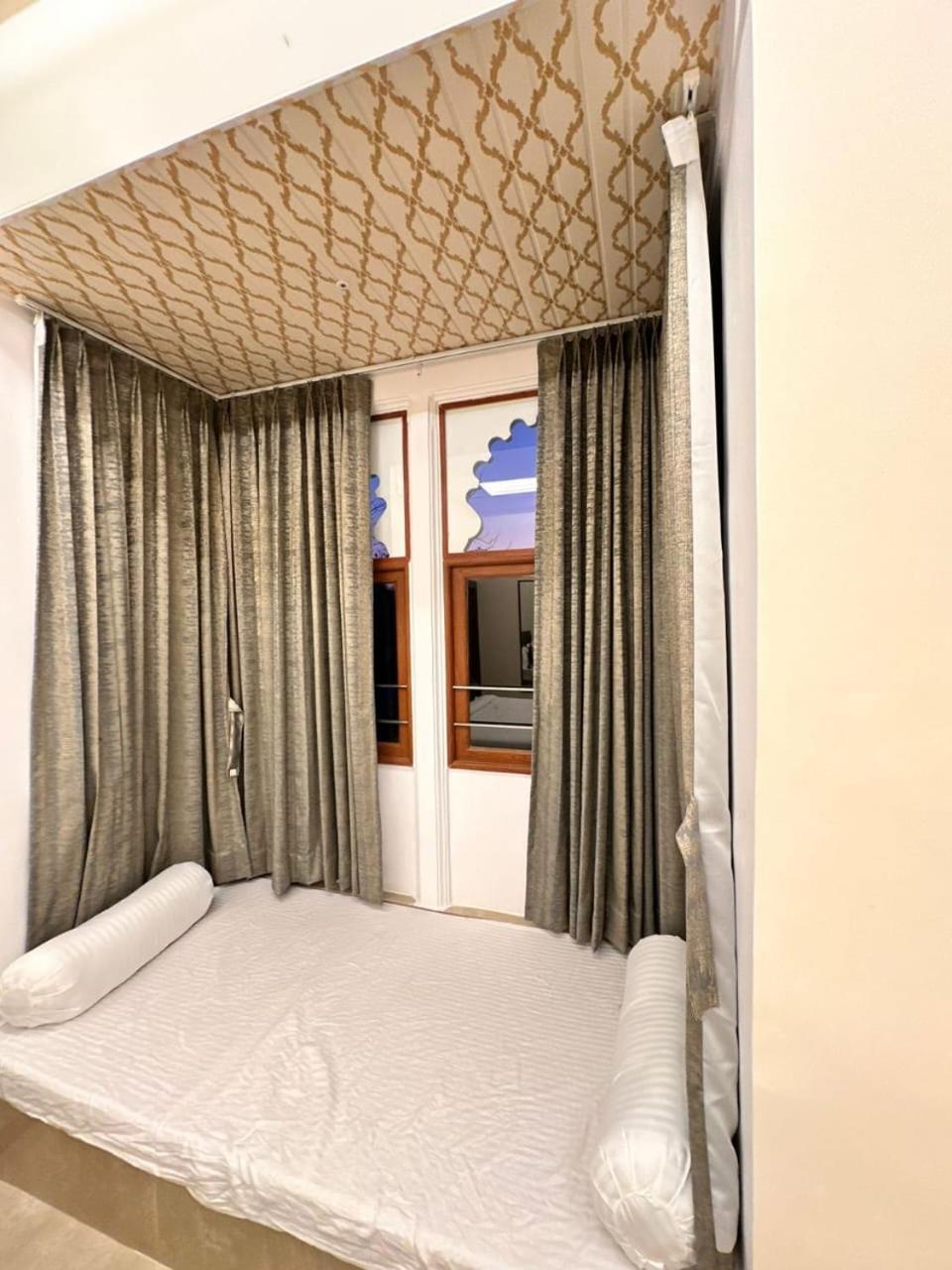 Manas Resort By Rudrakshi Udaipur Exterior photo